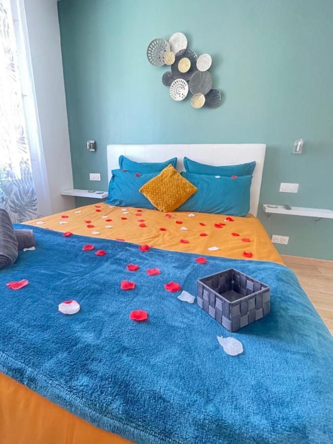 Le Bourget - Suite Romantique Narbonne Exterior photo